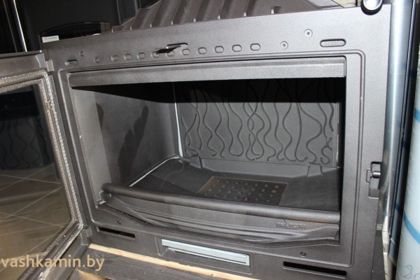 Каминная топка Option RAC Invicta с шибером