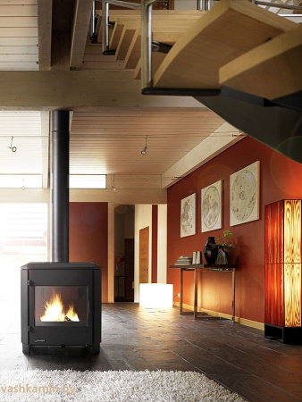 Печь-камин Carolo Invicta