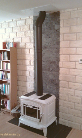 Печь-камин Bradford Эмаль Invicta